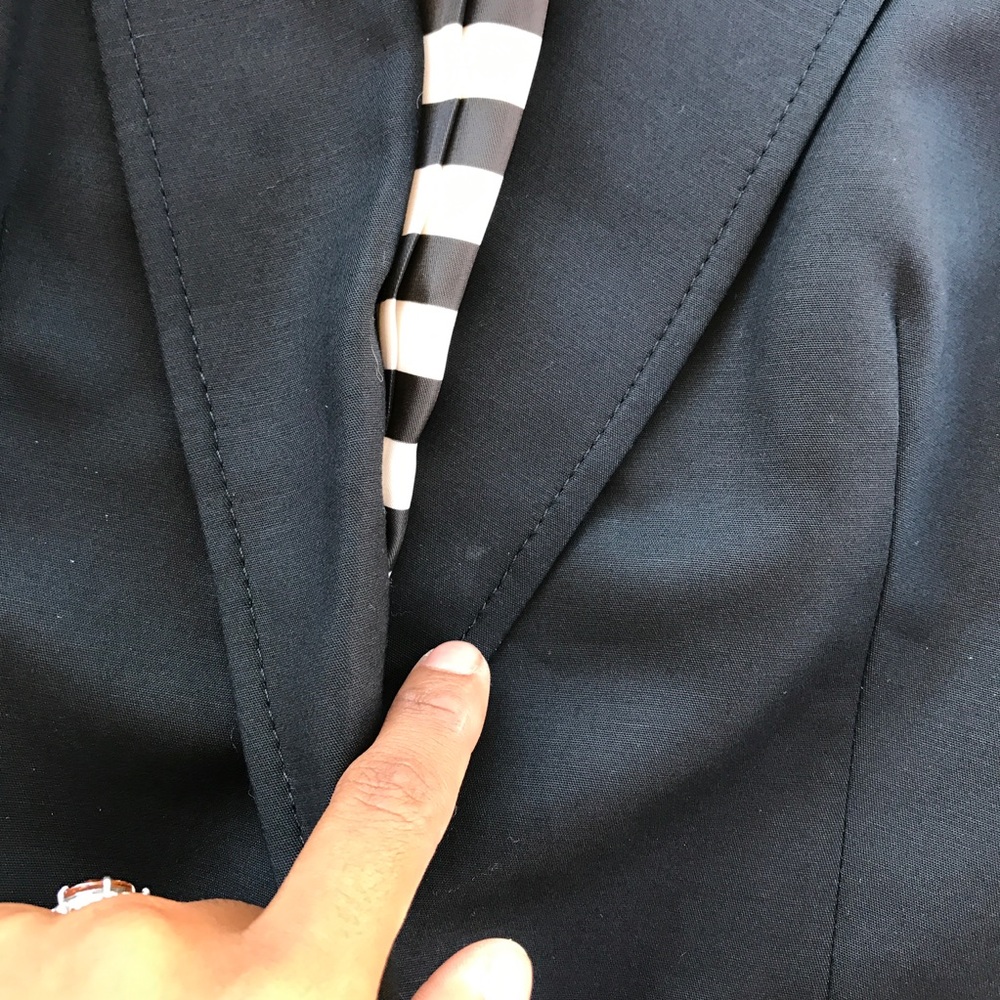 Banana republic}• black blazer - Picture 7 of 8